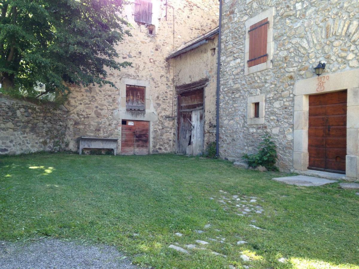 Maison De Caractere En Pierre Cal Blanic Saint-Pierre-dels-Forcats Εξωτερικό φωτογραφία